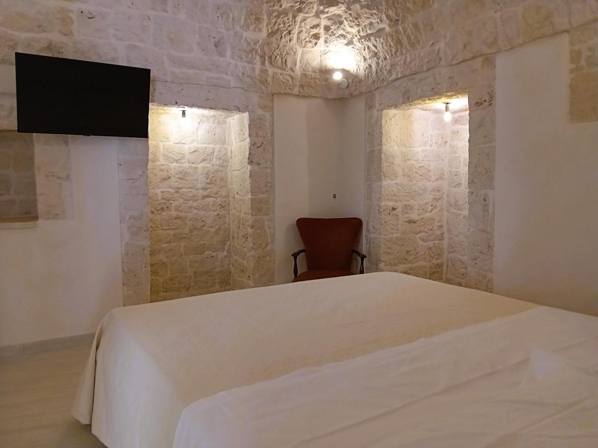 מלון מונופולי Pietra Di Puglia מראה חיצוני תמונה